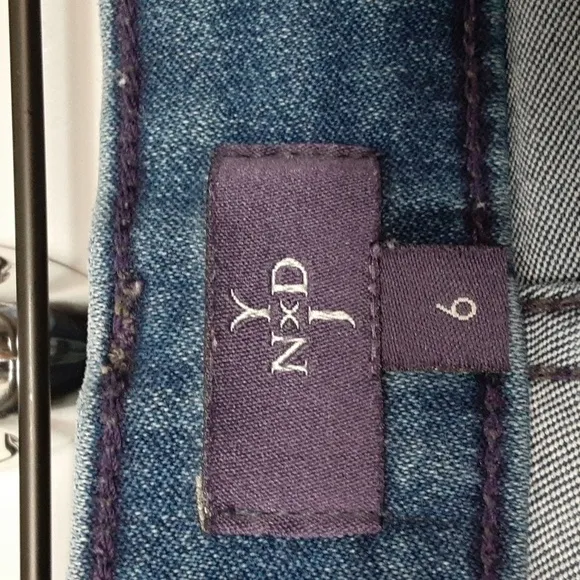 NYDJ Alina Legging Skinny Legging Jeans